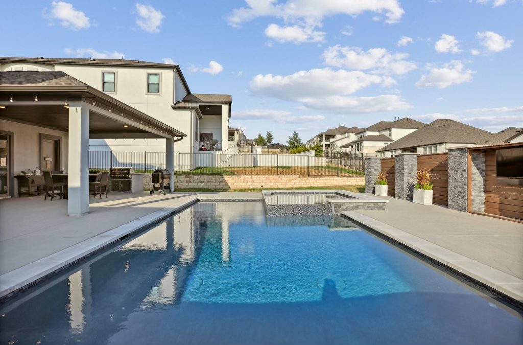 What Causes an Algae Bloom in My Pool and How to Fix It